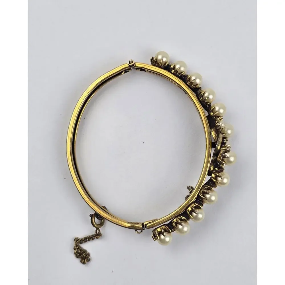 Vintage Florenza gold tone pearl clamp bracelet w/ etched design size 6.75